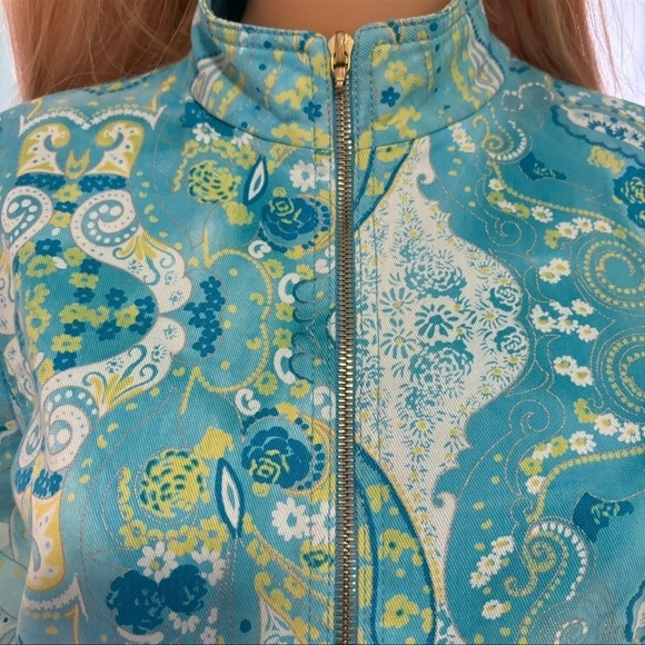 ST. JOHN TEAL PAISLEY JACKET WITH SJ GOLD BUTTONS AND SJ PLATE ON BACK - Picture 1 of 6